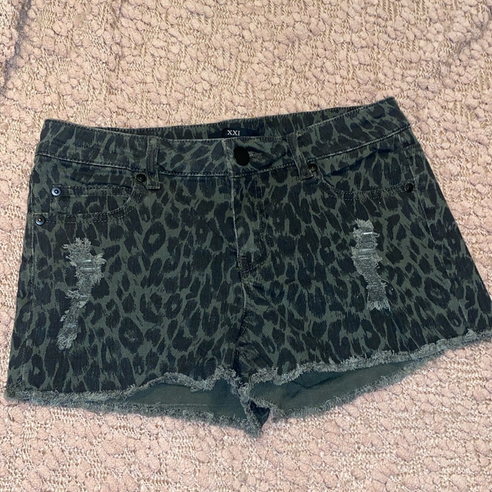 XXI Women’s Jean Shorts, Size 27 , Great Condition